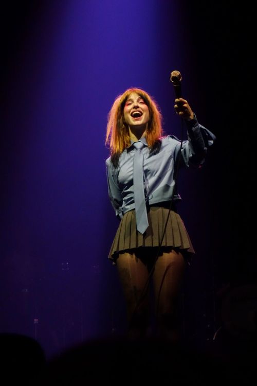 Hayley Williams performs at Paramore