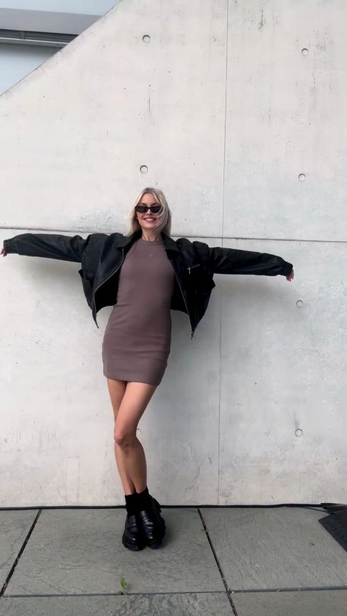 Lena Gercke Captivating Instagram Snaps 4