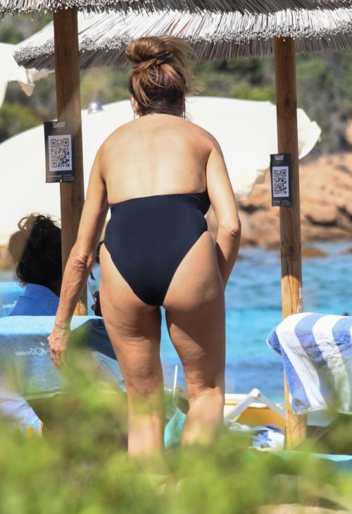 Lilly Becker in Swimsuit at a Beach in Sardinia 08/01/2023 8