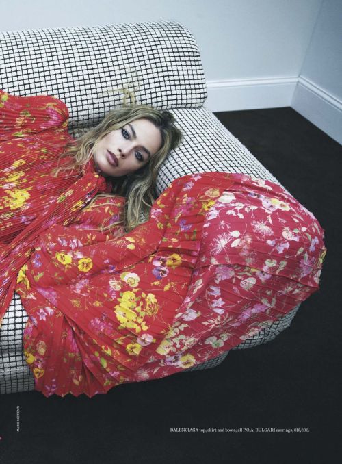 Margot Robbie Shines in Vogue Magazine Australia 12