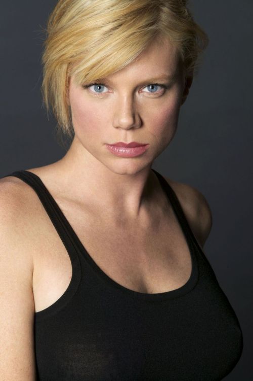 Peta Wilson at a Photoshoot 1