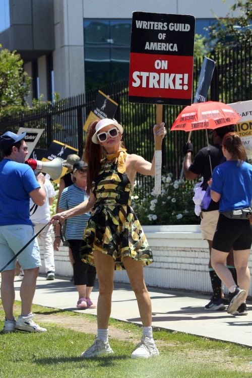 Phoebe Price Joins Protestors at Netflix in Los Angeles 3