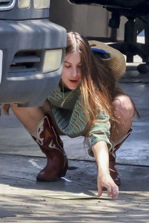 Scout Willis at a Smog Check Station in Los Feliz 5