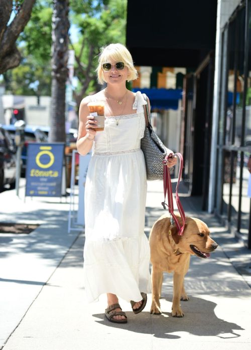 Selma Blair Out with Her Dog 2