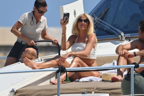 Victoria Silvstedt in Bikini on Yacht 07/29/2023 3