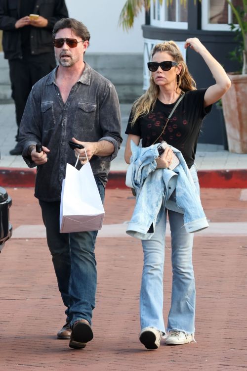 Denise Richards and Aaron Phypers on a Dinner Date 09/05/2023 1