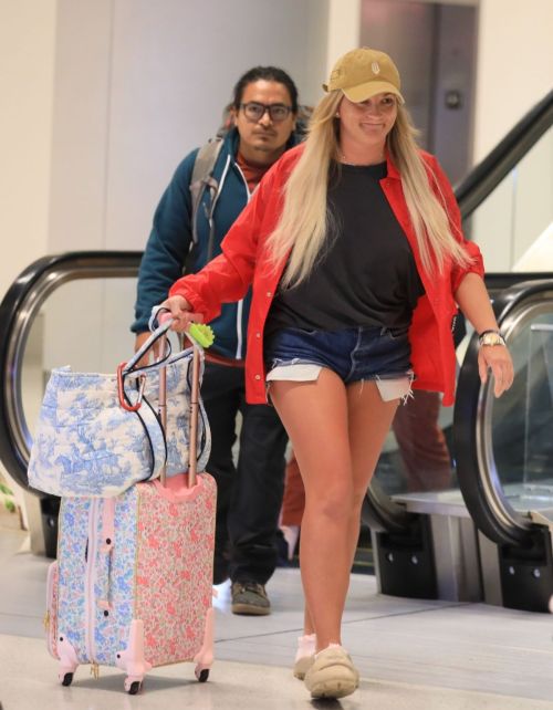 Jamie Lynn Spears Arrives in Los Angeles 09/07/2023 3