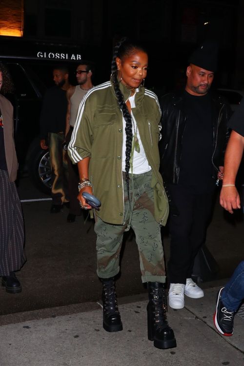 Janet Jackson Leaves Private Dinner at Ambra in NYC 09/08/2023 2