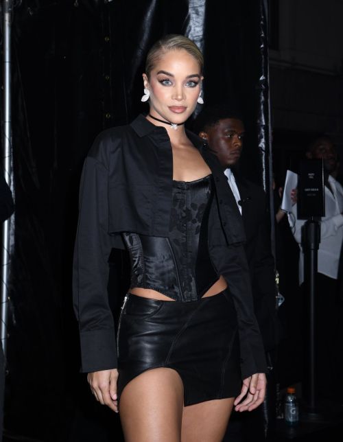 Jasmine Sanders Arrives at Victoria's Secret Tour in NYC 09/06/2023