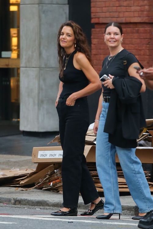 Katie Holmes Dinner Outing with a Friend in New York 09/07/2023 2