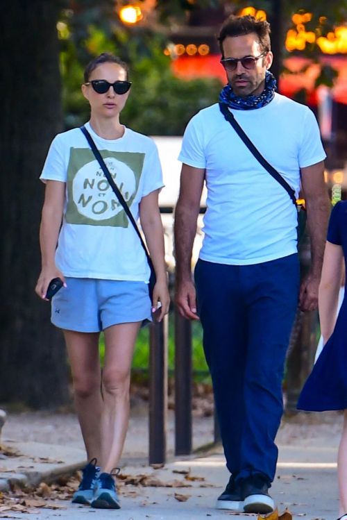 Natalie Portman and Benjamin Millepied Out in Paris 09/06/2023 1