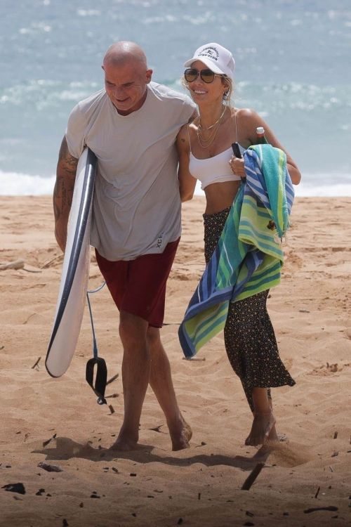 Tish Cyrus and Dominic Purcell on Their Honeymoon in Hawaii 09/04/2023 5