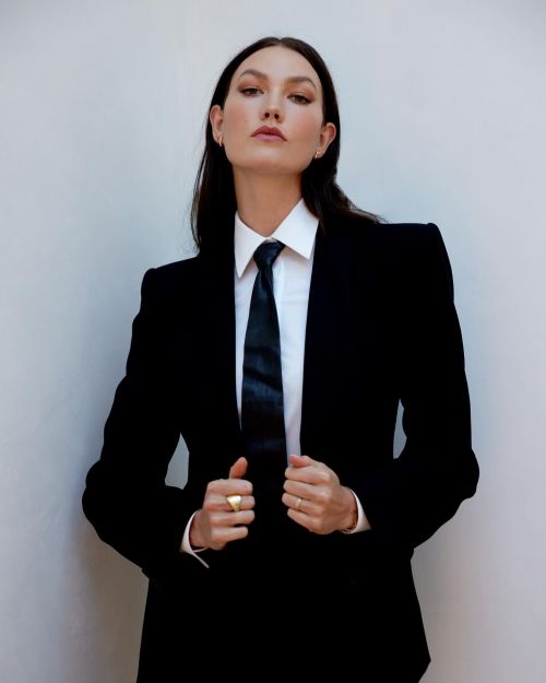 Karlie Kloss Rocks Black Suit Paint by Sarah Burton 1