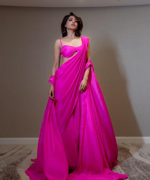 Samantha Ruth Prabhu Dazzles in Ekaya Banaras Pink Saree 1