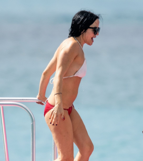 Andrea Corr in Bikini at Sandy Lane Hotel Beach, Barbados 7