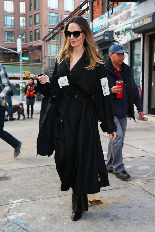 Angelina Jolie Leaves Atelier Jolie Store, New York 4