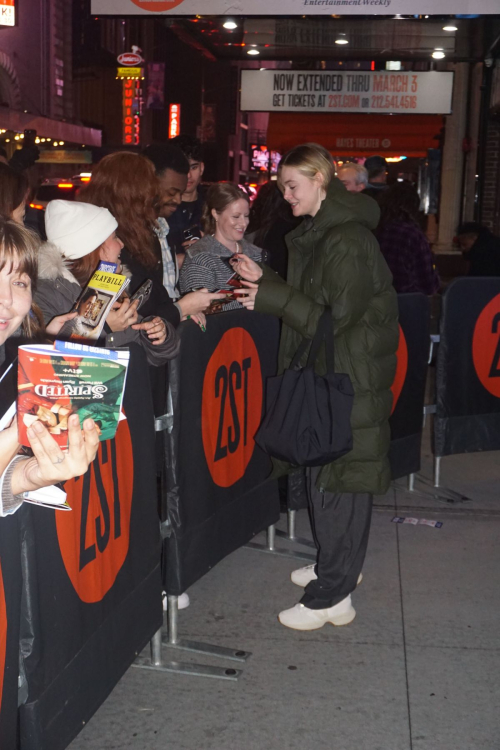 Elle Fanning Signing Autographs Outside Hayes Theatre, Manhattan 8