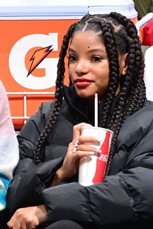Halle Bailey in Black Puffer at Clippers vs Warriors Game LA 3