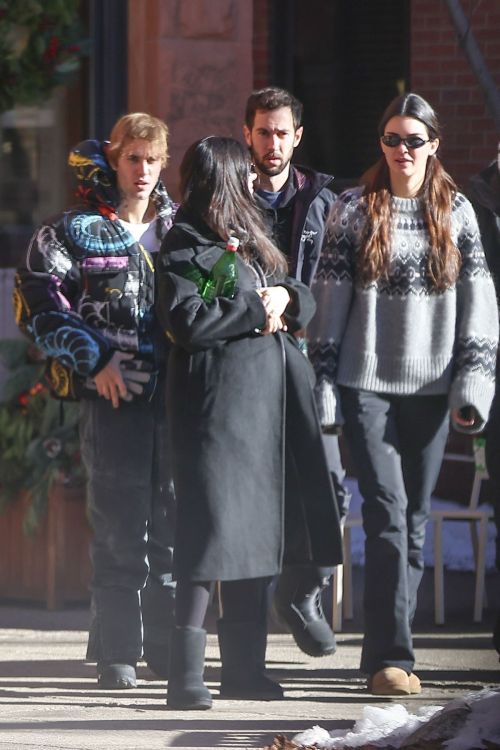 Kendall Jenner, Hailey & Justin Bieber Hang Out in Aspen 5