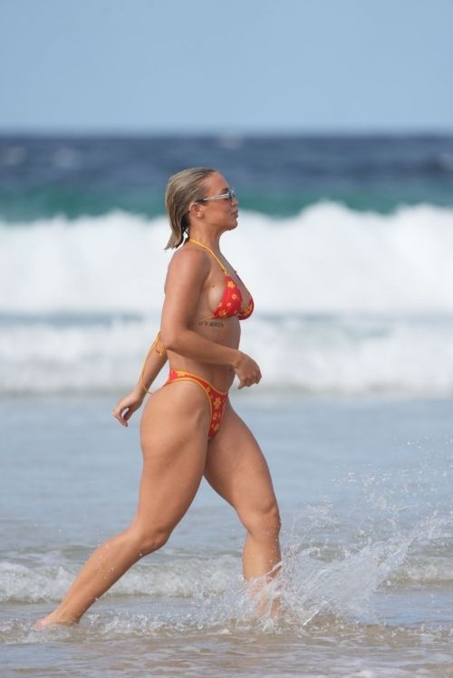 Tammy Hembrow in Gold Coast Bikini 6
