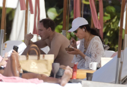 Wendi Deng Murdoch with Boyfriend at a Beach in St Barts 5