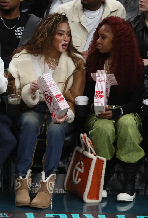 Winnie Harlow at Washington Wizards vs Toronto Raptors Game 3