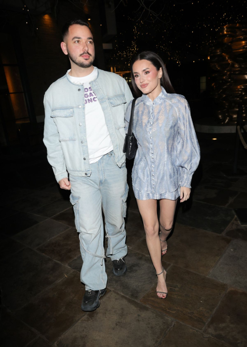 Amber Davies Arrives at Mean Girls Screening in London, January 2024 2