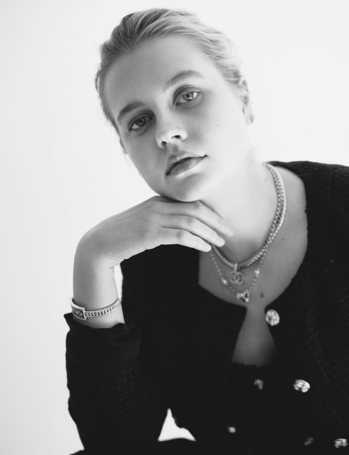 Angourie Rice for Contentmode Magazine, January 2024 6