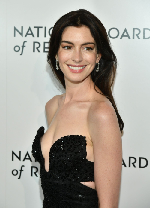 Anne Hathaway at National Board of Review Gala in New York, January 2024 8