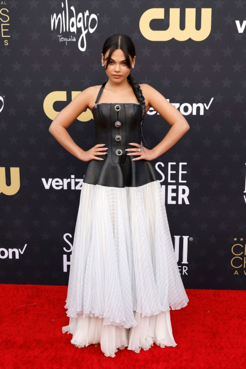 Ariana Greenblatt at 2024 Critics Choice Awards in Santa Monica, January 2024 4