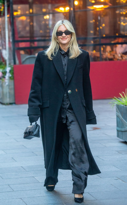 Ashley Roberts Leaves Global Radio Studios in London, January 2024 6