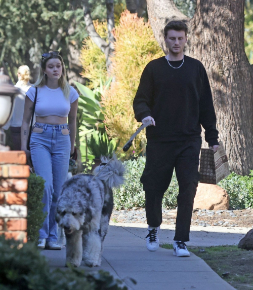 Ava Philippe and Spencer Held Out with Dogs in Santa Monica, January 2024 2