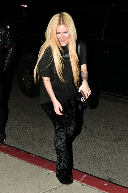 Avril Lavigne on Dinner Date at Catch Steak in West Hollywood, January 2024 2