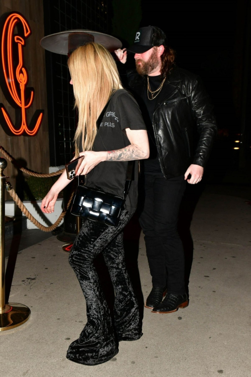 Avril Lavigne on Dinner Date at Catch Steak in West Hollywood, January 2024 4