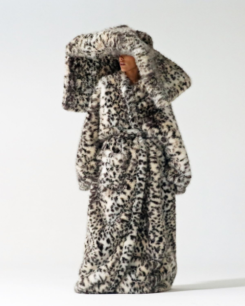 Bianca Censori in Fur at a Studio in Los Angeles, January 2024