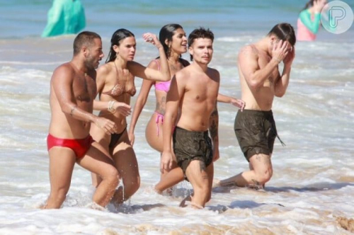 Bruna Marquezine in Bikini on the Beach in Fernando de Noronha, January 2024 8