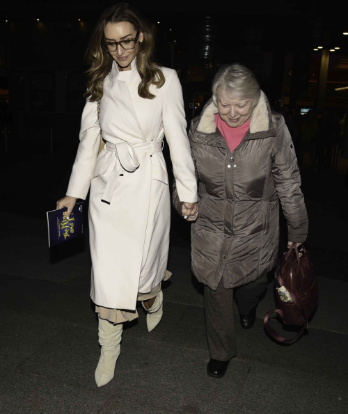 Catherine Tyldesley Takes Mum to Watch King and I, January 2024 5