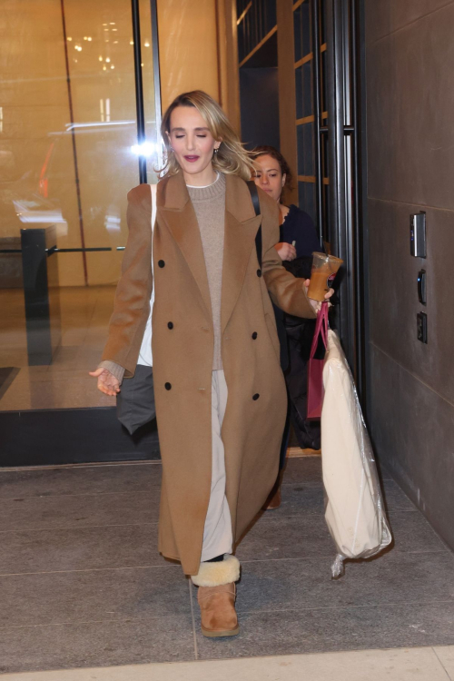 Chloe Fineman Leaving Watch What Happens Live in New York, January 2024 5