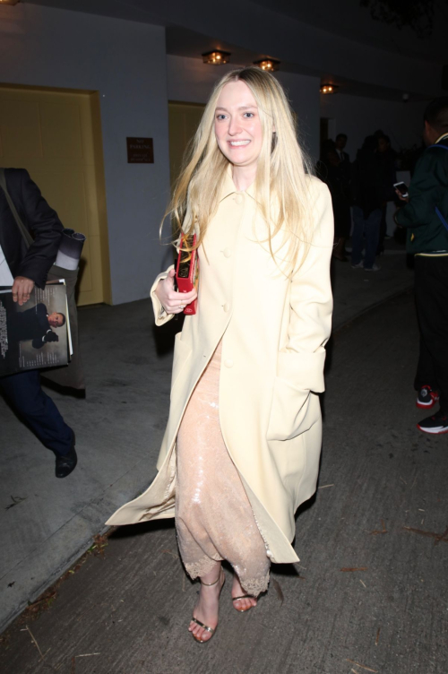 Dakota Fanning Leaves HBO Golden Globes Afterparty, January 2024 2