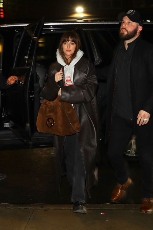 Dakota Johnson Arrives at Her Hotel After SNL Rehearsals, January 2024