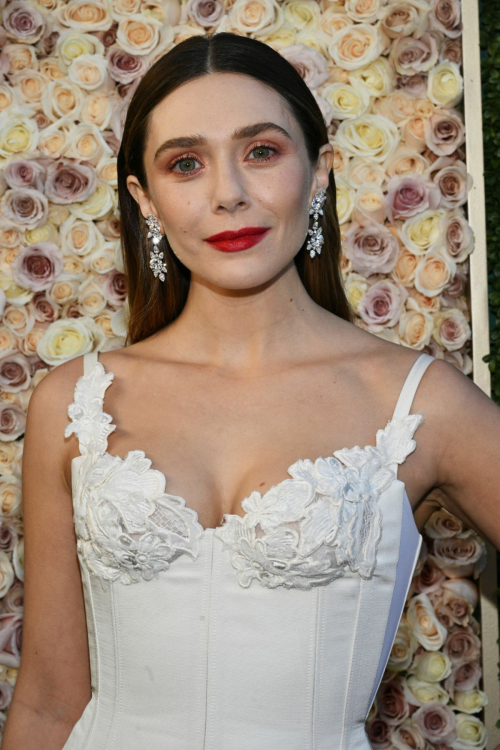 Elizabeth Olsen at the 81st Annual Golden Globe Awards, January 2024 2