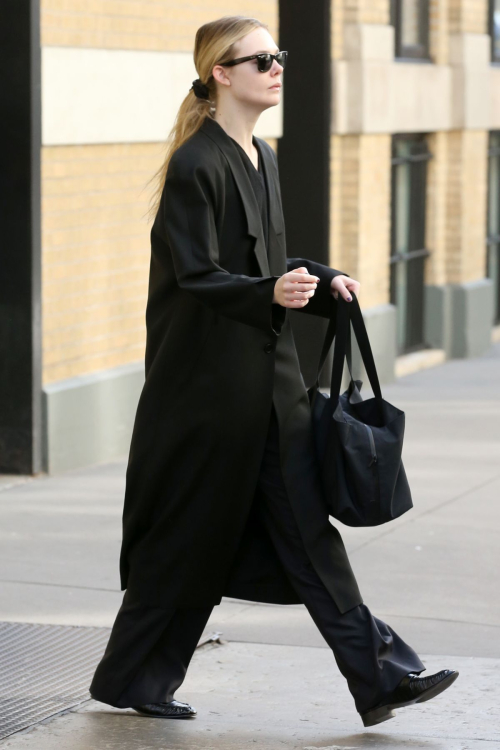 Elle Fanning Heads to Matinee Performance of Appropriate in New York, January 2024 5