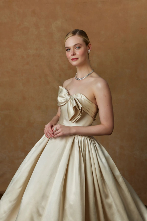 Elle Fanning Portrait Booth at Golden Globe Awards, January 2024