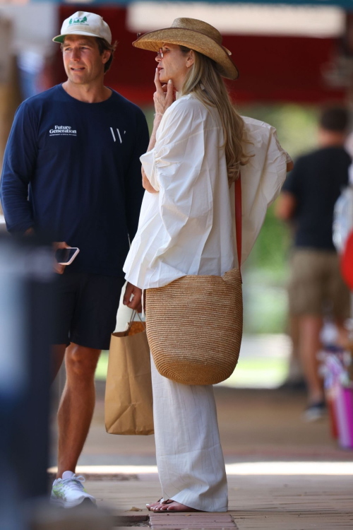 Elle Macpherson and Doyle Bramhall at Avalon, January 2024 5