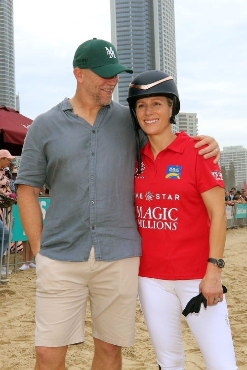 Elsa Pataky and Zara Tindall at Magic Millions Barrier Draw on the Gold Coast, January 2024 5