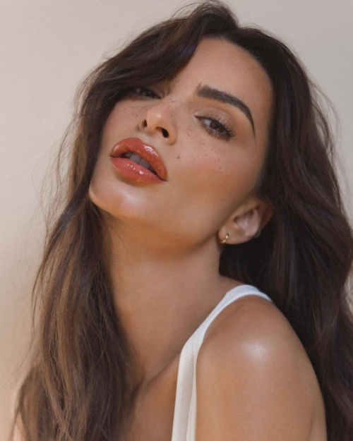 Emily Ratajkowski for Hourglass Cosmetics, January 2024 1