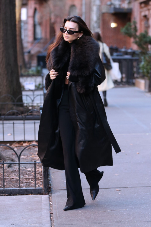 Emily Ratajkowski Heading to a Photoshoot in New York, January 2024