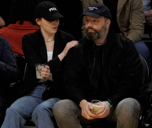 Emma Stone at Phoenix Suns vs Los Angeles Lakers Game, January 2024 5