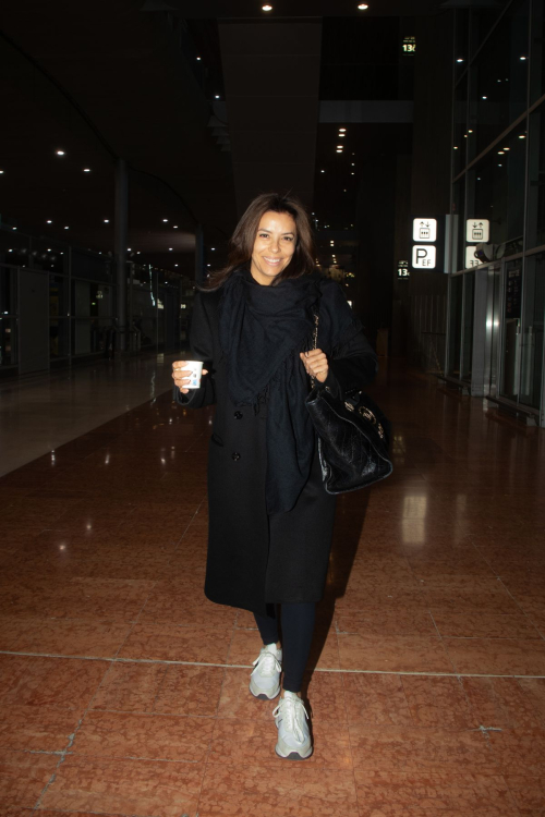 Eva Longoria at Charles de Gaulle Airport in Paris, January 2024 2