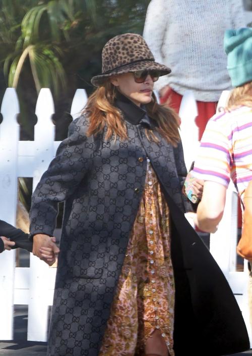 Eva Mendes Out and About in Santa Barbara, January 2024 1